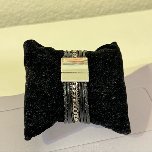 Jewelry - Silver and Black Multi-Strand Bracelet - Stainless Steel